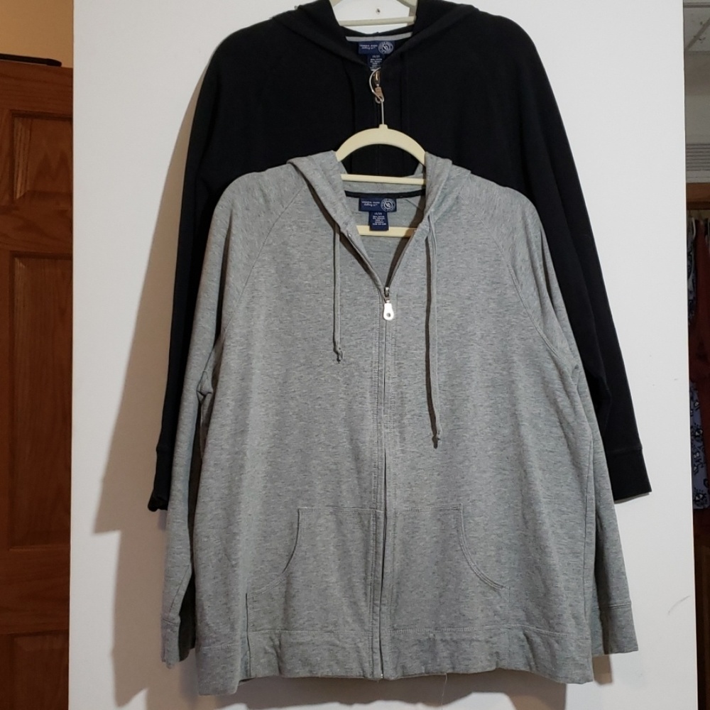 Lot of two plus size hoodies
